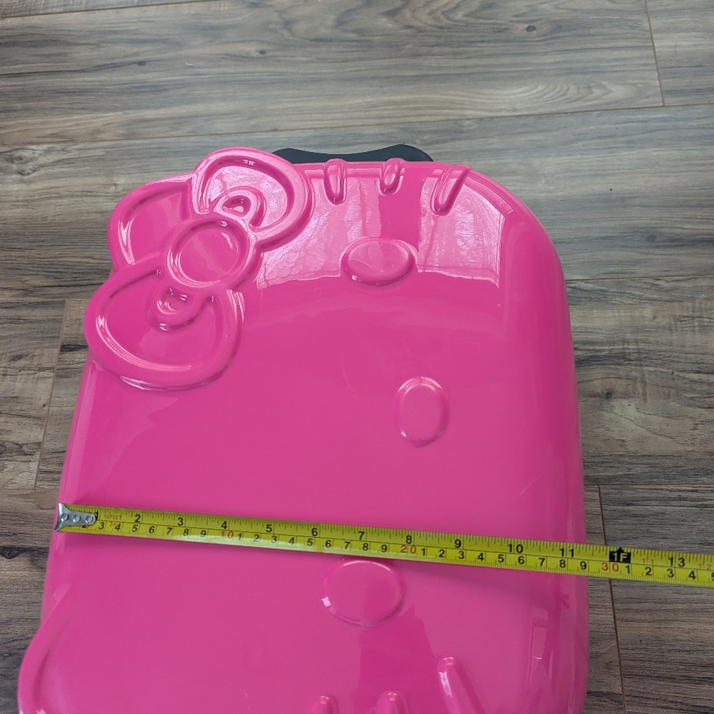 Pink Hello Kitty Face Roller Suitcase With Top Handle And Extended Roller Handle - Picture 10 of 12